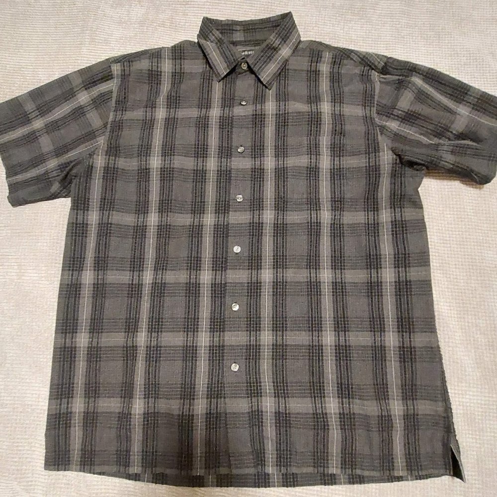 3/$15   Van Heusen Short Sleeve Button Up